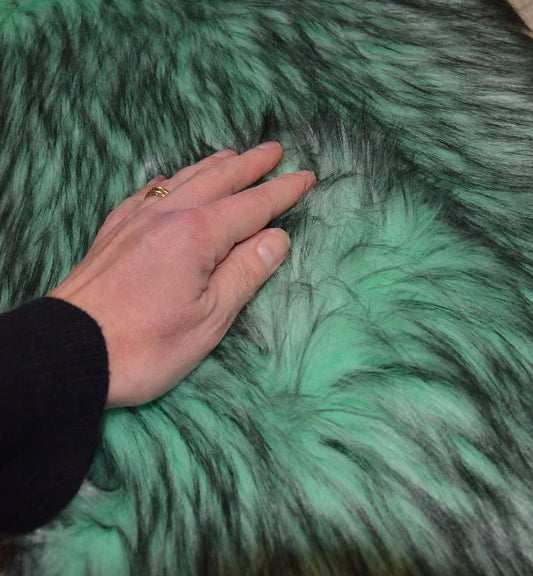 🧸 La fausse fourrure : douceur et élégance éthique pour votre intérieur ✨