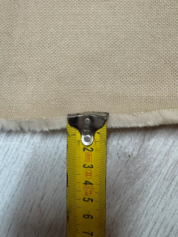 Coupon tissu fausse fourrure douce et légère à poils mi-longs beige 30cmx159cm