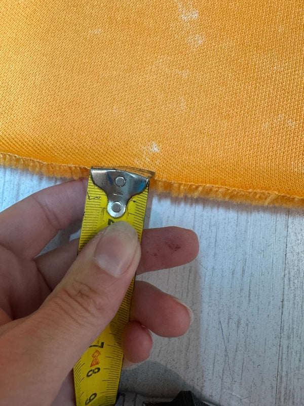 Coupon tissu fausse fourrure légère touché polaire à poils courts orange 50cmx50cm