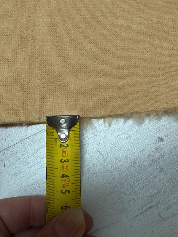 Coupon tissu fausse fourrure douce et légère orange abricot à poils courts 30cm x 156cm