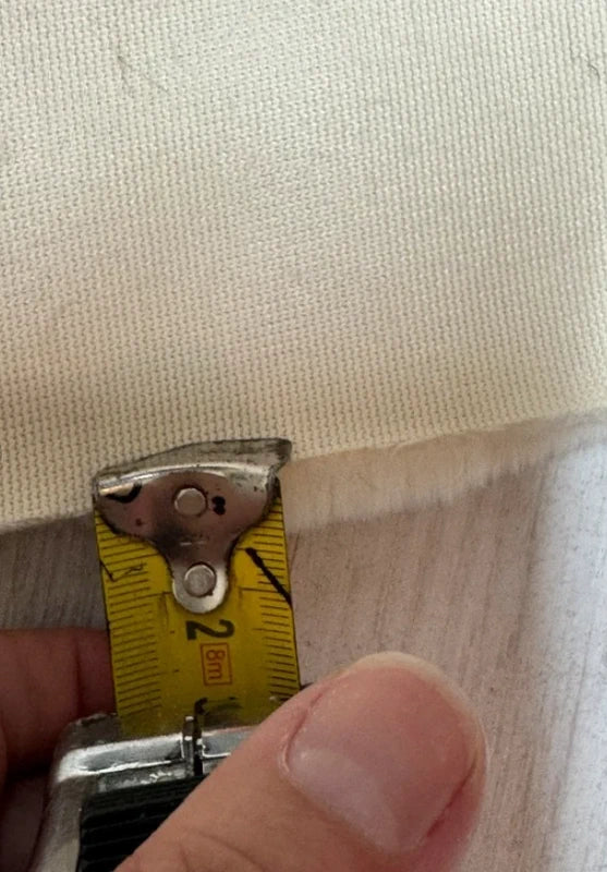 Coupon tissu fausse fourrure douce et épaisse beige touché velours à poils mi-longs 30cm x 115cm