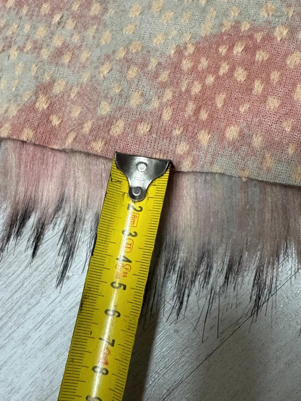 Fausse fourrure rose & marron nuancée poils longs 5/6 cm – Coupon 22×107 cm