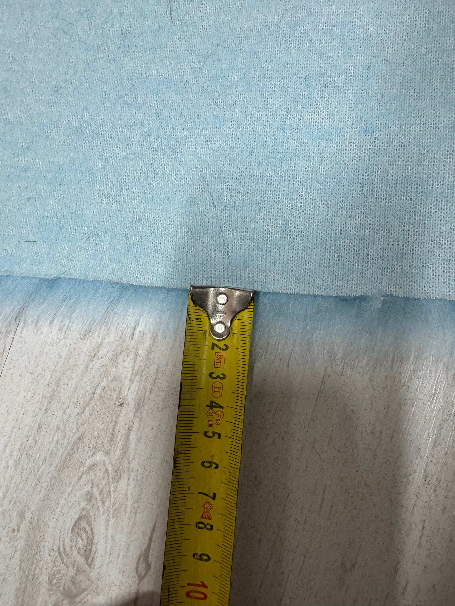 Coupon fausse fourrure bleu clair 21x73cm poils 2cm doux