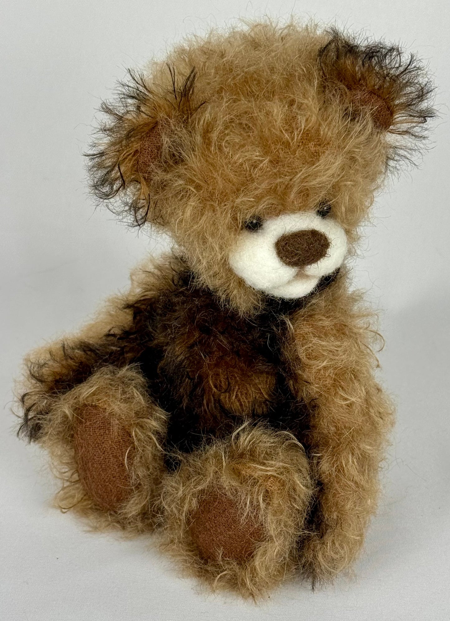 milka-ours-artisanal-mohair-brun-yeux-verre