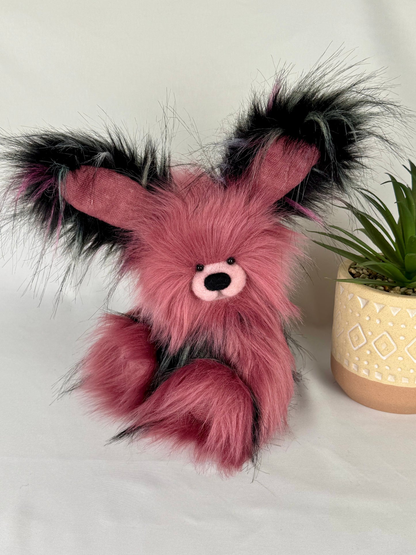 Biskot lapin de collection 27cm (10.6") lapin artiste décoration fausse fourrure peluche sculpture textile Ooak PIECE UNIQUE
