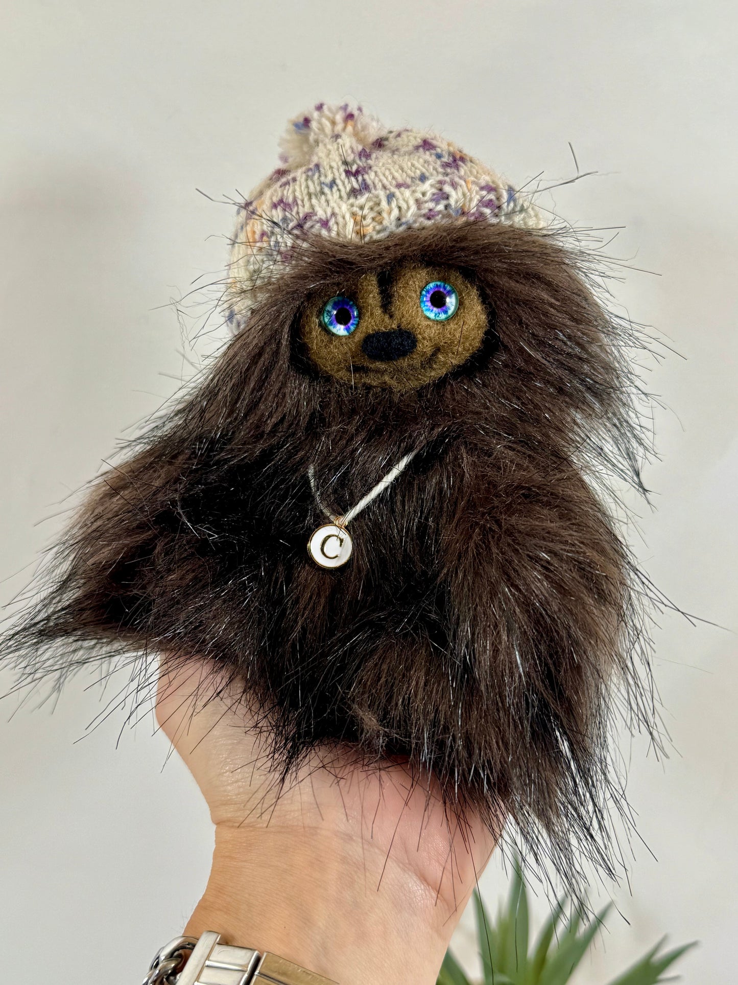 Frimousse Châtaigne articulée à l’ancienne, petit personnage féérique de 17 cm – création Un Ours dans ma Maison