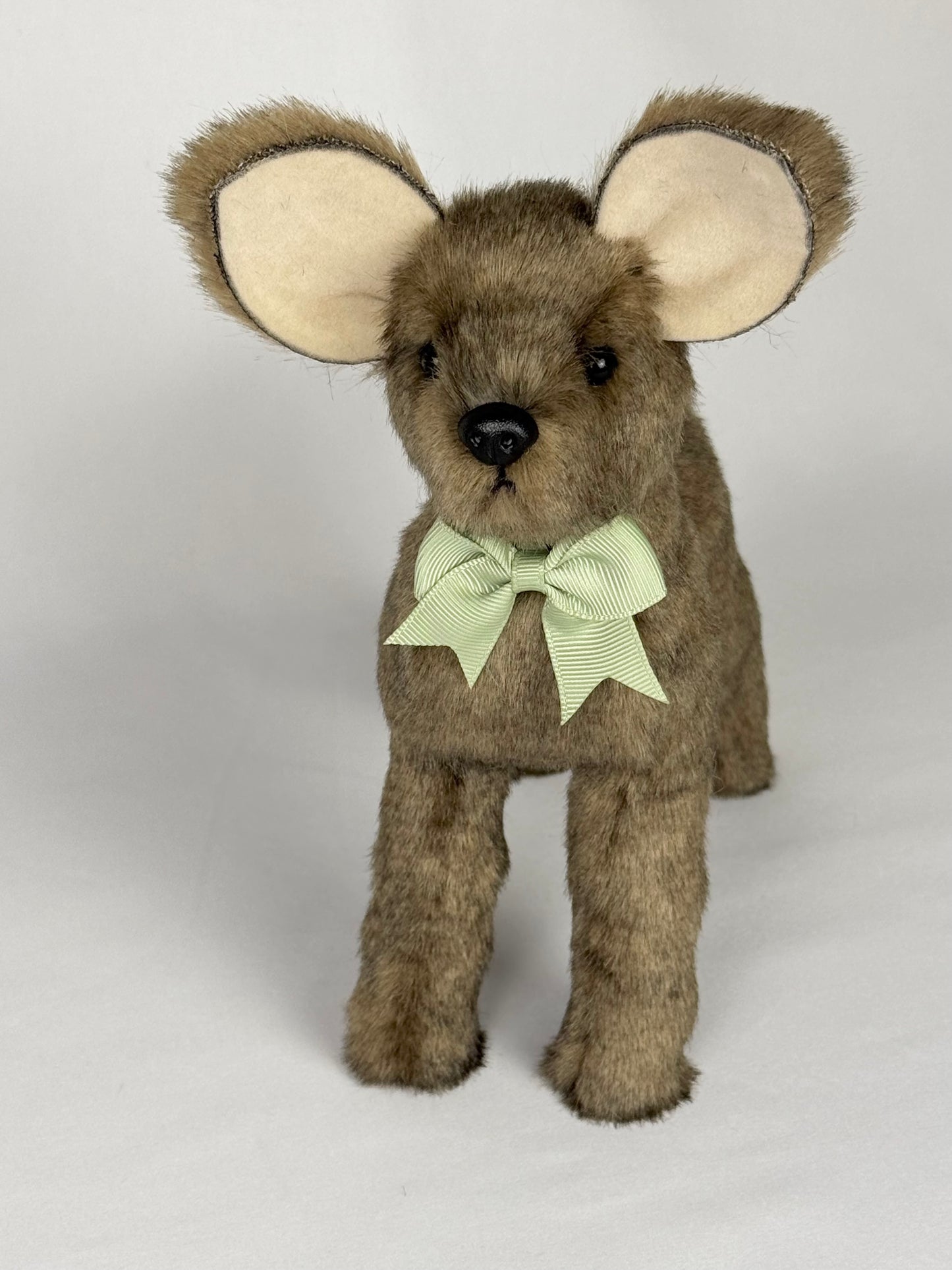 Etna peluche réaliste daim cervidé de collection 20cm x 21 cm faon artiste décoration fausse fourrure peluche sculpture textile Ooak