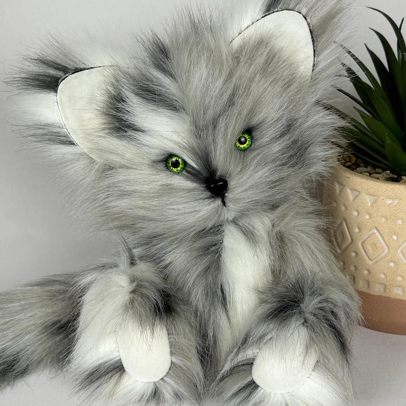 Emy chat en peluche de collection 24cm chat artiste décoration fausse fourrure peluche sculpture textile Ooak