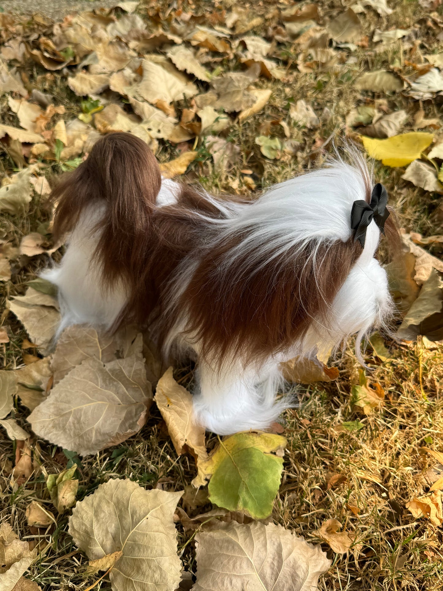 Chien de collection Shih Tzu réaliste fait main, armature en métal et détails soignés