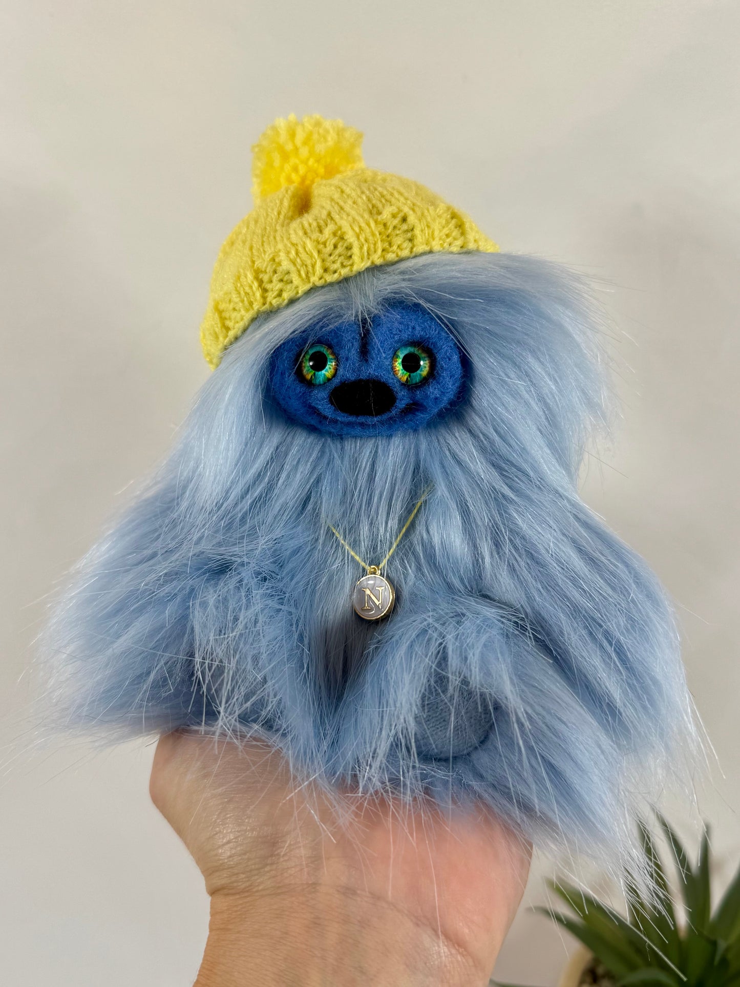 Frimousse Nemo articulée à l’ancienne, petit personnage féérique bleu de 17 cm – création Un Ours dans ma Maison