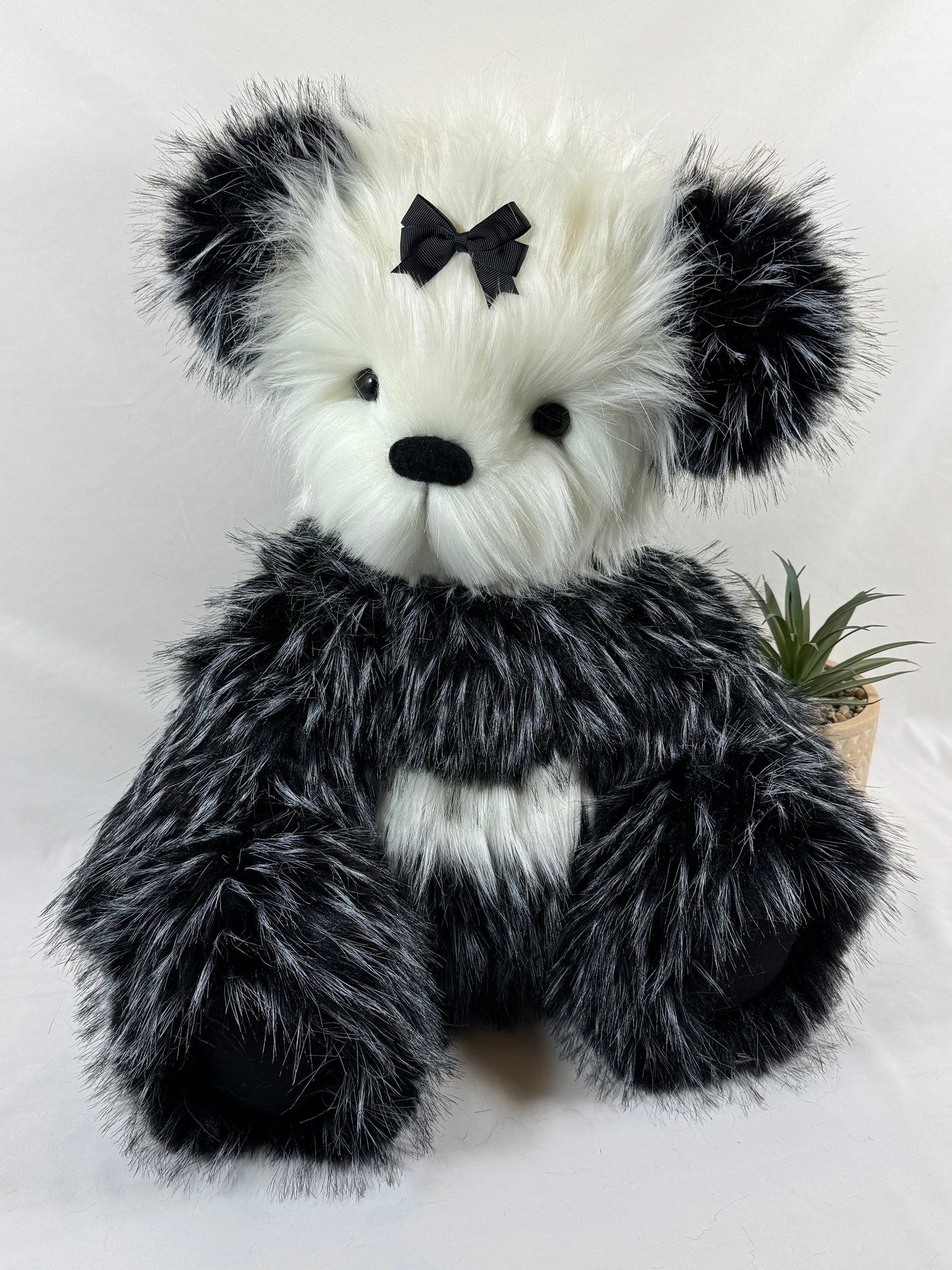 Ours de créateur Misty en fausse fourrure luxe noir et blanc avec certificat