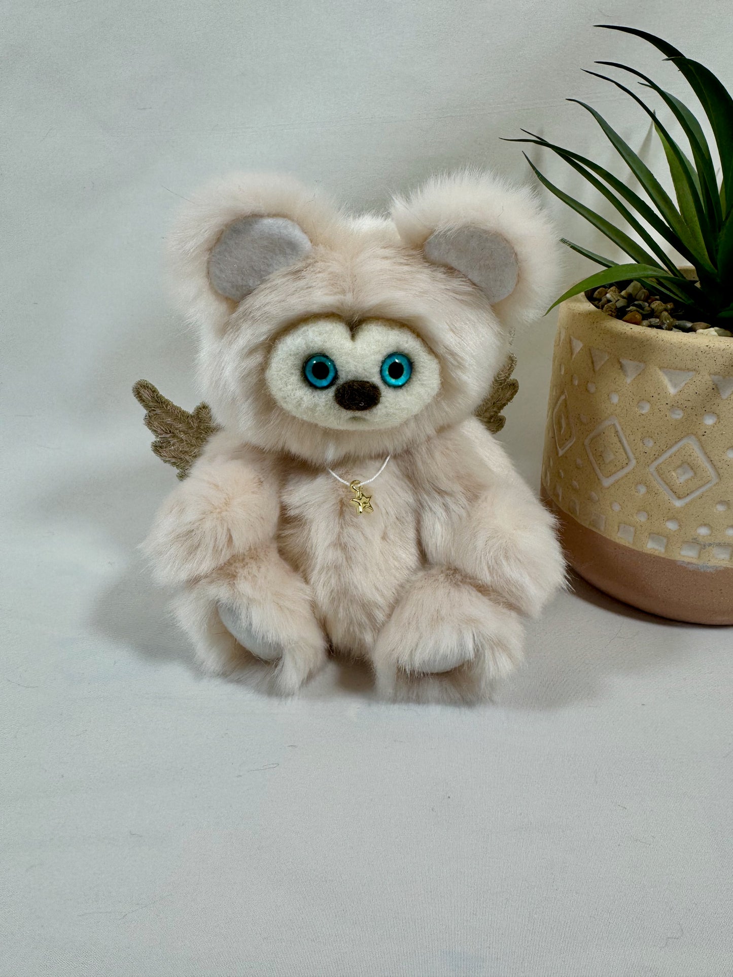 ✨ Frimousse Angel “Seréna” – 16 cm – Création artisanale articulée, pièce unique ✨