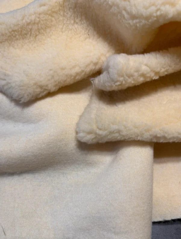 🐺 Fausse Fourrure poils bouclés effet mouton souple et épaisse beige Largeur 180 cm ✂️