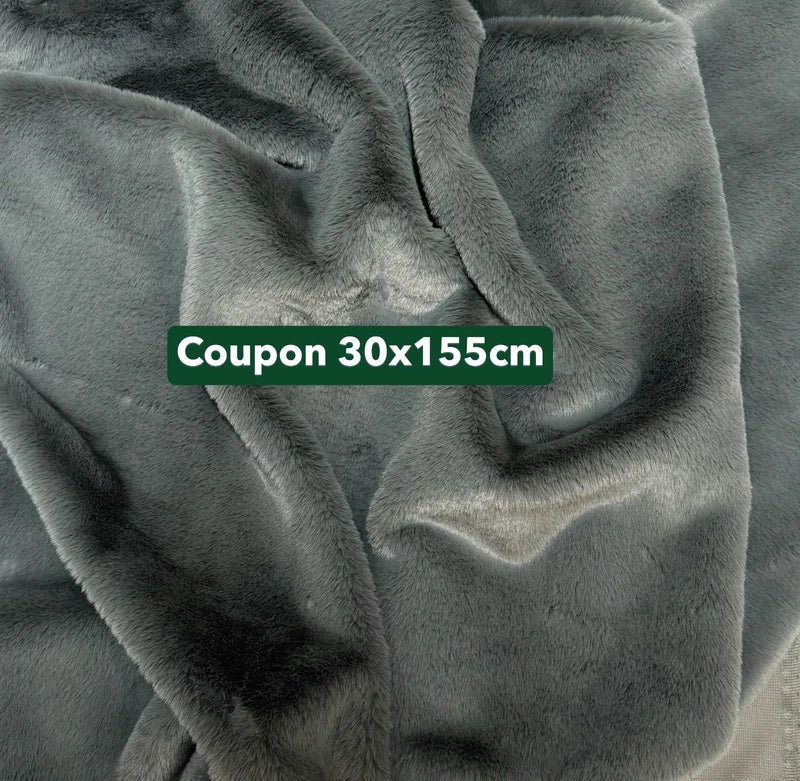 Coupon tissu fausse fourrure douce à poils mi-longs vert de gris 30cm x 155cm