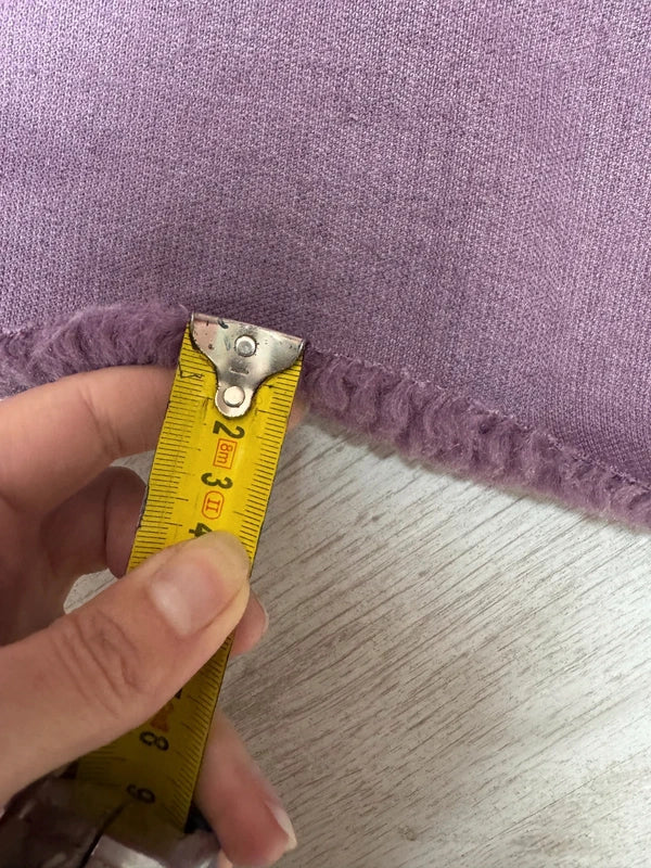 Coupon tissu fourrure douce de qualité texturé violet à poils mi- longs 30cm x 156cm