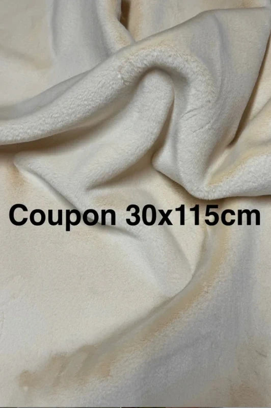 Coupon tissu fausse fourrure douce et épaisse beige touché velours à poils mi-longs 30cm x 115cm