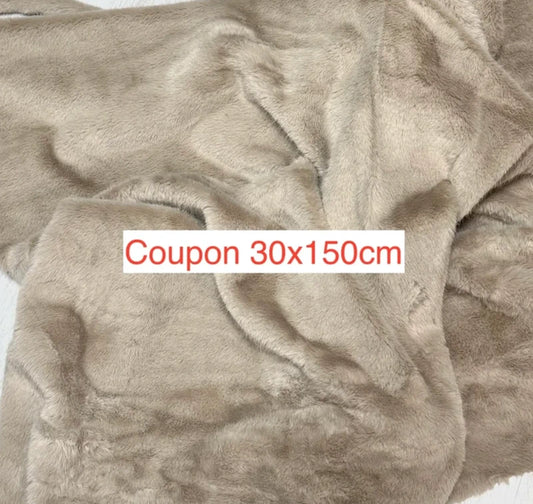 Coupon tissu fausse fourrure douce beige à poils mi-longs 30cm x 150cm