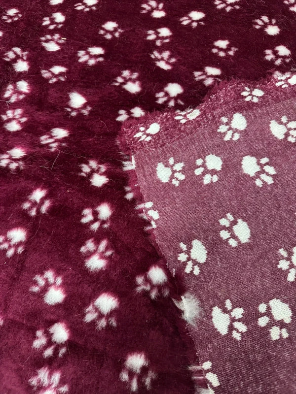 Fausse fourrure originale rouge bordeaux et blanc – Motif pattes vintage 30x155cm