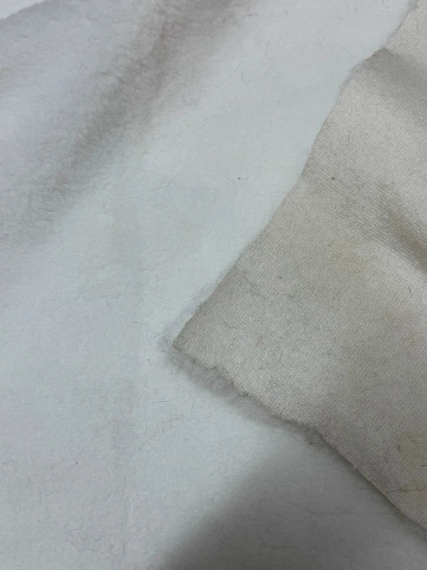 Fausse fourrure moutonnée blanche | Coupon 30×147 cm | Douce et moelleuse