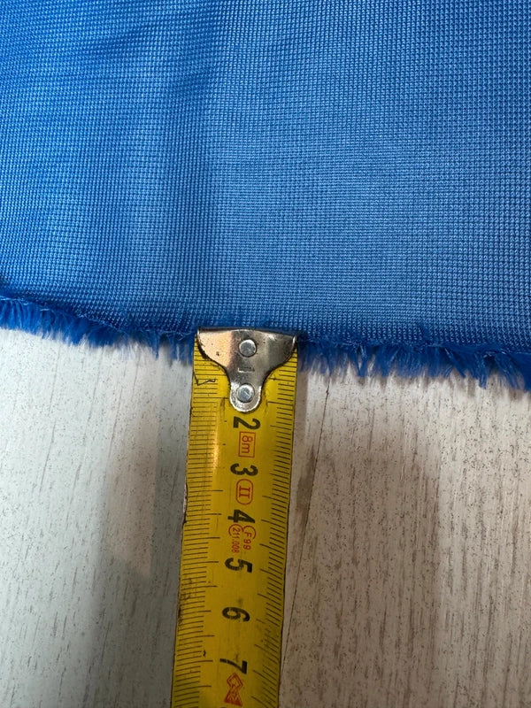 Fausse fourrure bleu roi poils courts | Coupon 30×80 cm | Douce