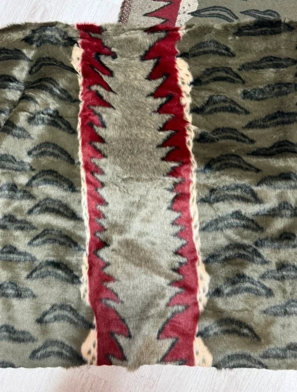 Coupon tissu fausse fourrure douce de qualité kaki rouge blanc à poils courts 30cmx158cm