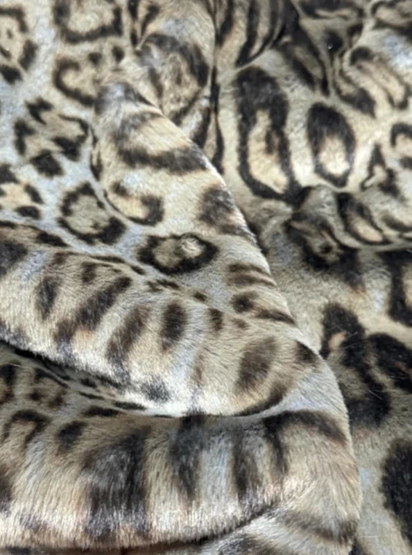 Coupon tissu fausse fourrure à poils moyens gris/marron imprimé 30cm x 80cm