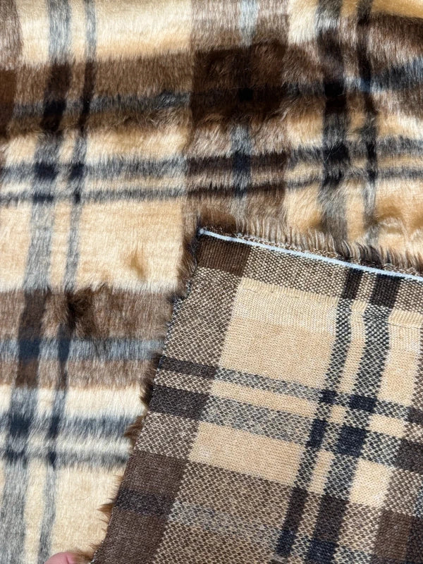 Coupon tissu fausse fourrure douce légère à poils courts tartan carreaux marron 30cmx80cm