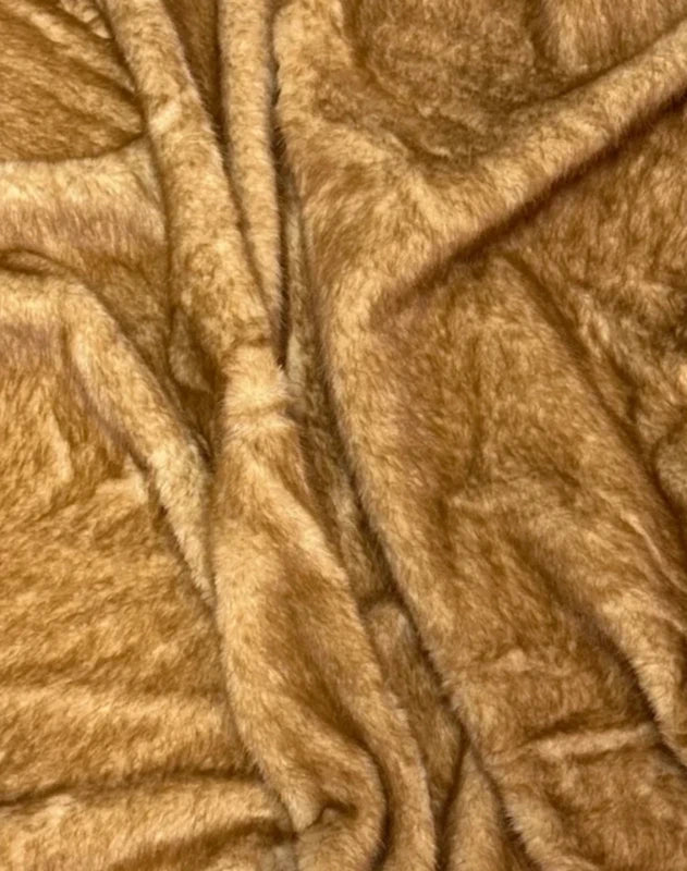 Coupon tissu fausse fourrure douce à poils mi-longs marron 21cm x 170cm