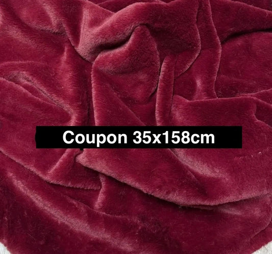 Soft short pile faux fur fabric remnant burgundy red 35cmx158cm
