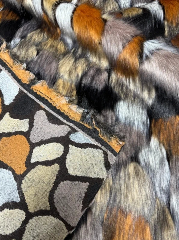 Fausse fourrure multicolore nuancée poils longs 4/5 cm – Coupon 20×155 cm