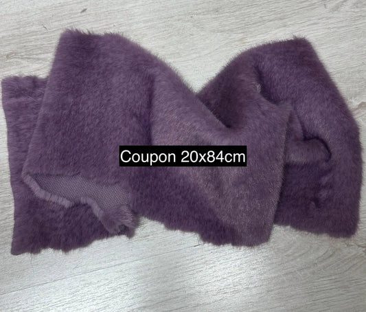 Soft lilac purple faux fur fabric coupon with medium-length pile 20cmx84cm