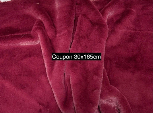 Raspberry burgundy faux fur, 2cm medium pile – premium quality – 30x165 cm piece