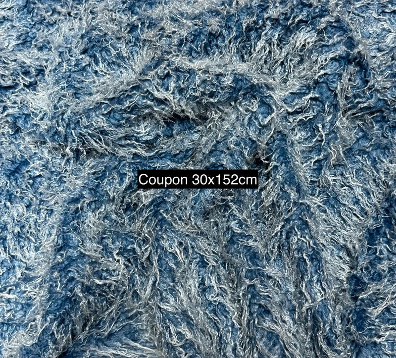 Coupon fausse fourrure frisée bleu mèches blanches très douce à poils longs 30cm x 152cm