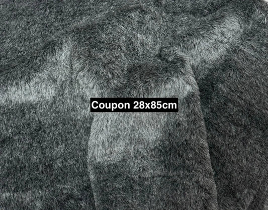 Coupon tissu fausse fourrure douce légère à poils mi-longs gris foncé 28cm x 85cm