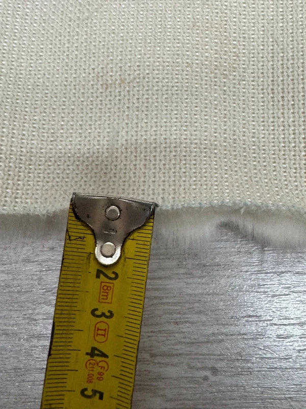 Coupon tissu fausse fourrure douce et épaisse blanc cassé beige à poils mi-longs 16cm x 152cm
