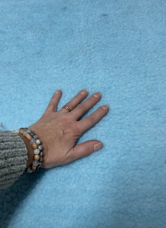 Coupon fausse fourrure bleu ciel effet moutonné | Coupon 34×100 cm | Poil env. 1 cm