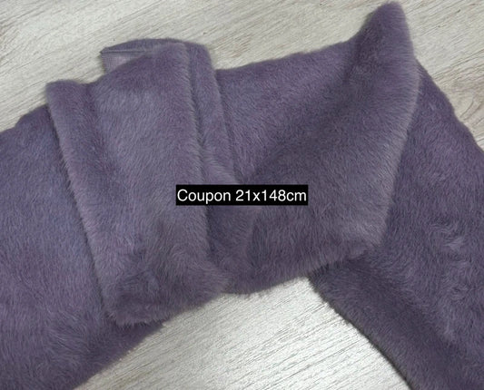 Coupon fausse fourrure douce de qualité violet lilas à poils courts 21cmx148cm