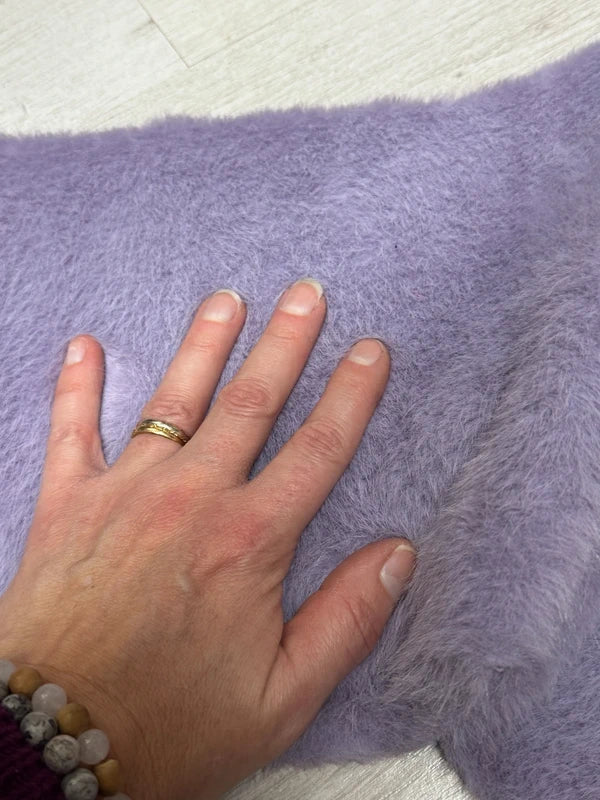 Coupon fausse fourrure douce de qualité violet lilas à poils courts 21cmx148cm