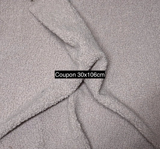 Light lilac faux fur coupon, curly pile ~1 cm 30×106 cm