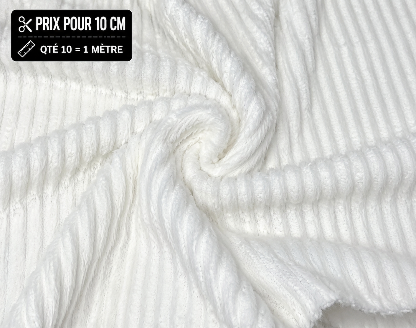 Fausse fourrure blanche texturée poils 0,5 à 2 cm vendue à la coupe