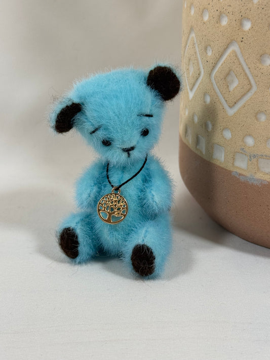 Azur ours miniature articulé bleu 8 cm fait main – ours de collection artisanal