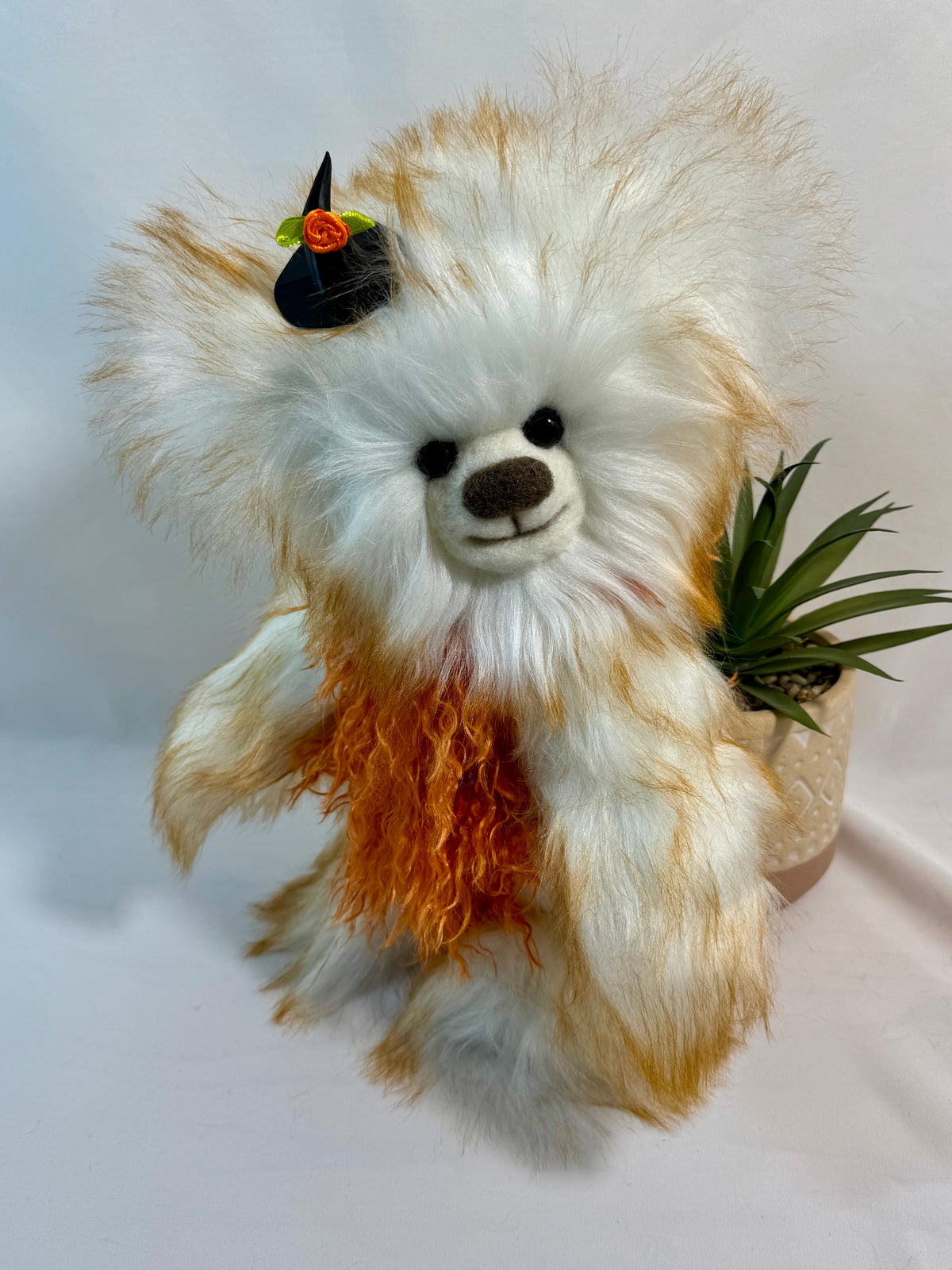 Potiron ours de collection pièce unique blanc et orange avec accessoire imprimé en 3D