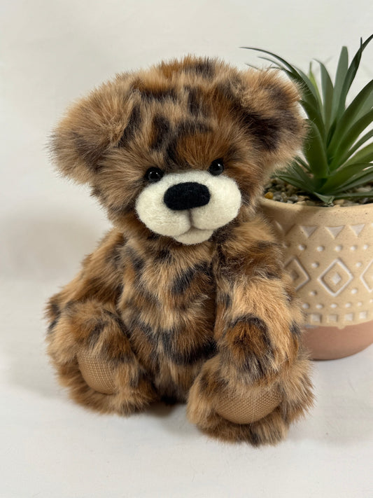 Finley ours de collection artisanal 20 cm en fourrure fauve