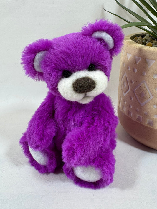 Violette ours miniature de collection articulé 14 cm en fausse fourrure violette