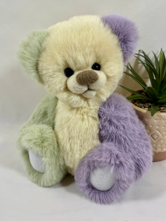 Pastel ours de collection articulé 30 cm en fausse fourrure vert pastel jaune vanille et mauve lilas, création artisanale unique