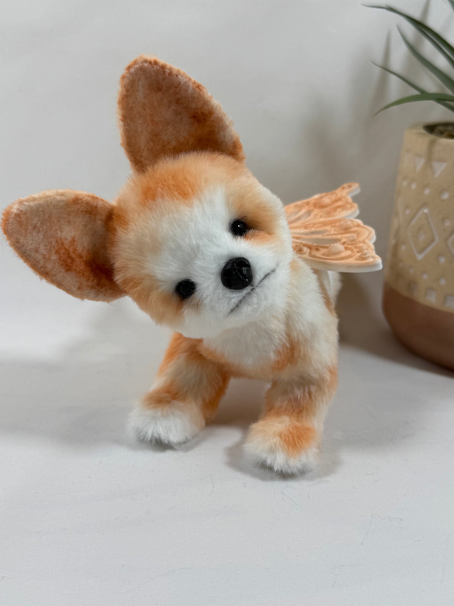 Nouky – Créature féerique articulée avec ailes papillon amovibles | Pièce unique faite main