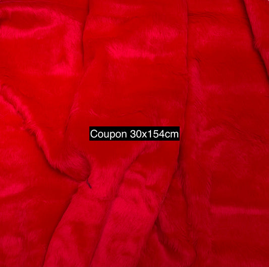 Coupon tissu fausse fourrure douce et légère à poils mi-longs rouge vif 30cm x 154cm
