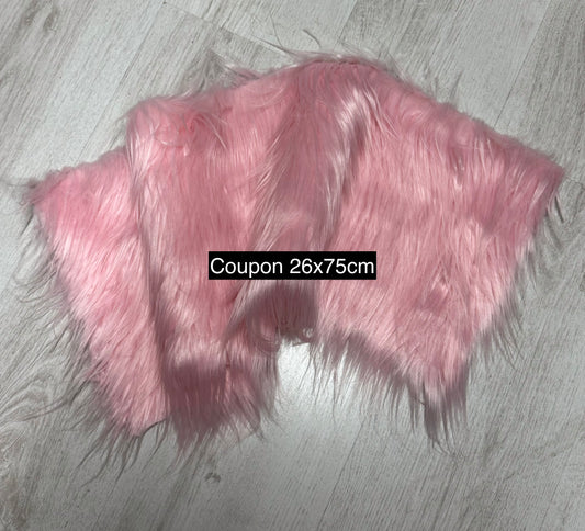 Coupon tissu fausse fourrure douce légère à poils longs rose 26cm x75cm