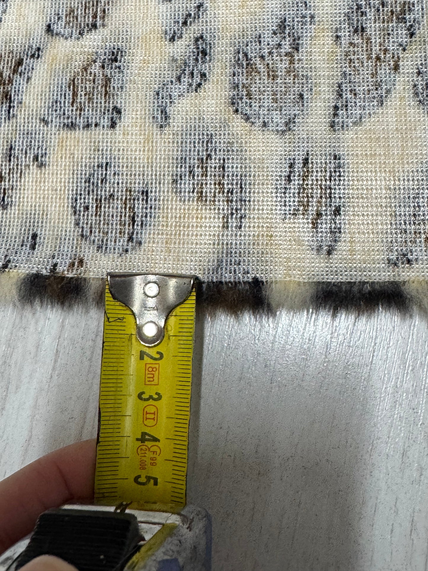 Coupon fausse fourrure léopard 25x175 cm – poils courts 0,5 à 1 cm – tissu couture