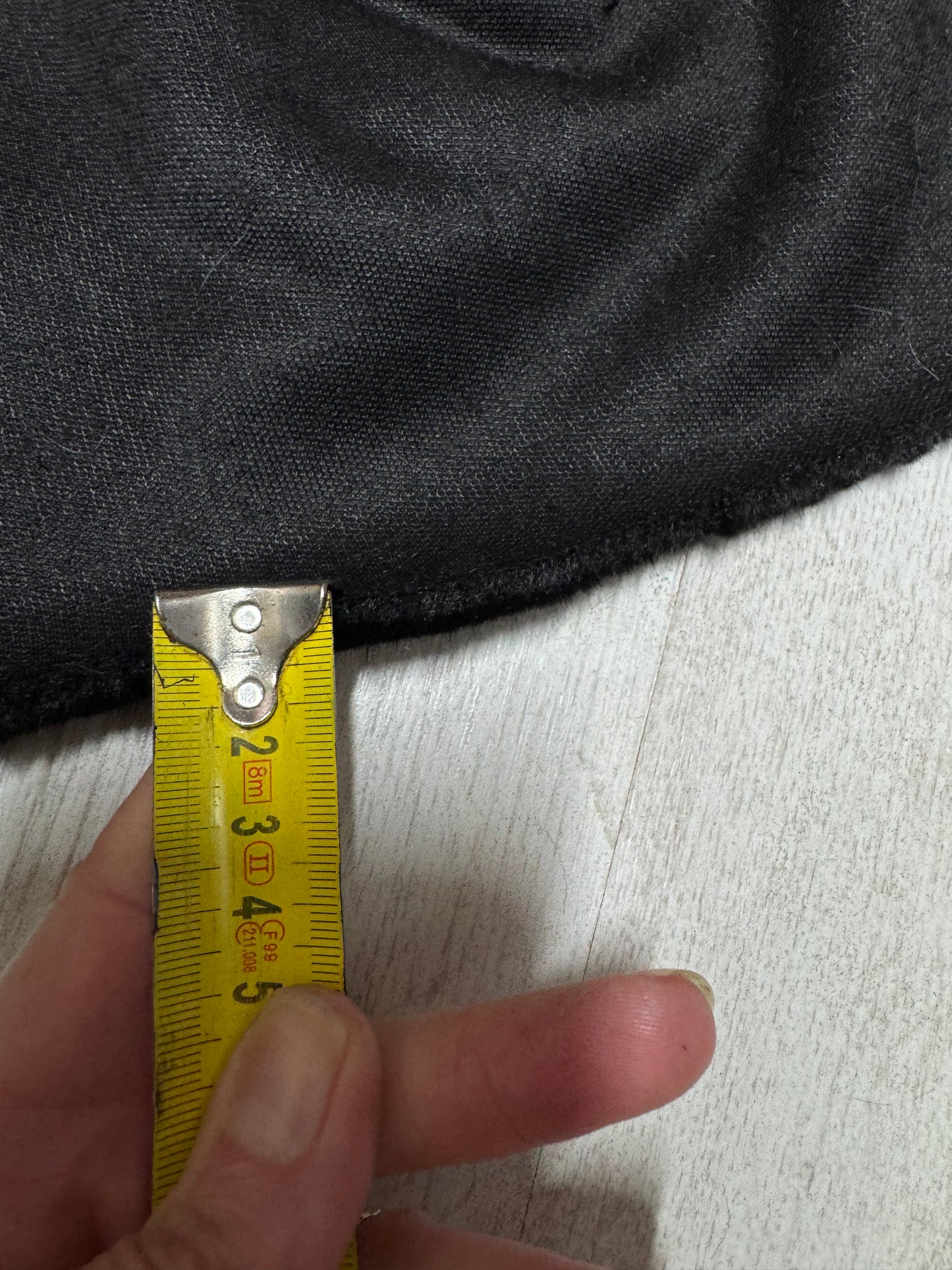 Coupon tissu fausse fourrure douce à poils courts noir 30cmx182cm